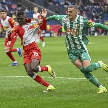 Neviđena situacija iz austrijske Bundeslige: Igrači zamijenili dresove usred utakmice