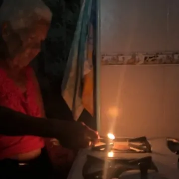 Otok već tri mjeseca bez kapi goriva, a sada i bez struje: 'Živim na 17. katu...'