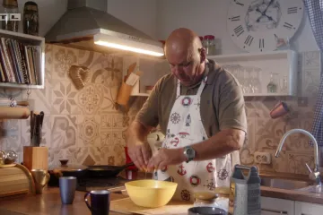 Mladen odustaje od kuhanja u 'Večeri za 5'? Indukcija se ne želi upaliti