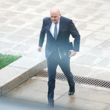 Treba li se 'stegnuti remen'? &Scaron;u&scaron;njar otkrio &scaron;to će biti s cijenama goriva, spomenuo i Bibliju