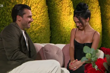 Petar i Anastasia osvajaju srca publike! 'On se zaljubio. Definitivno se osjeti kemija'