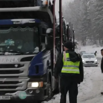Snijeg i bura iznenadili Hrvate: 77 vozača isključeno iz prometa, a ovo je glavni razlog