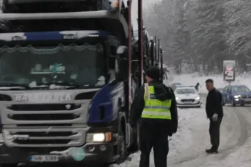 Snijeg i bura iznenadili Hrvate: 77 vozača isključeno iz prometa, a ovo je glavni razlog