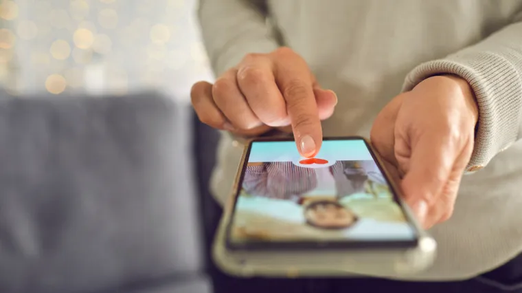 Tinder ima novu funkciju koja je ozbiljno zabrinula korisnike: Alat za praćenje?