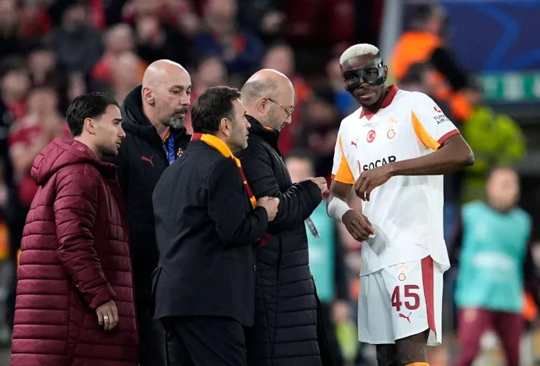 Te&scaron;ka ozljeda u Ligi prvaka: Zvijezda slomila ruku, pogledajte dramatične prizore