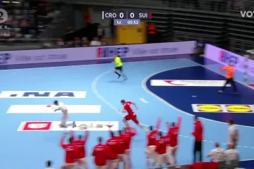 Tako se otvara utakmica! Pogledajte obranu Kuzme i bombu kapetana