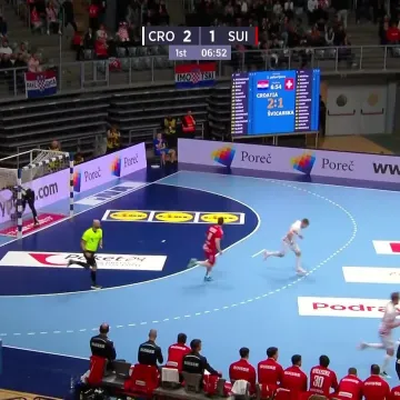 Cindrić zapalio Zadar! Hrvatska hvata zamah i bježi &Scaron;vicarcima