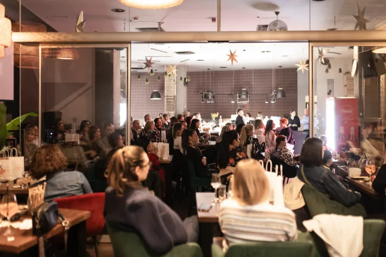 Lipstick Mom Petra: 'Nemoguće je u svemu briljirati. Majka, kći, supruga, zaposlenica&hellip;'