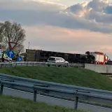 Te&scaron;ka nesreća na A1 kod Karlovca! Prevrnuo se kamion, kolona duga 6 kilometara: 'Gadno...'