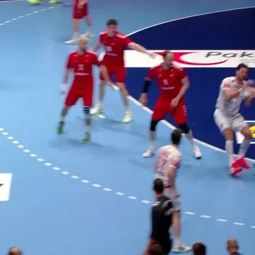 Hrvatska reprezentacija nastavlja dominirati u Zadru: Veron pogađa za veliko vodstvo