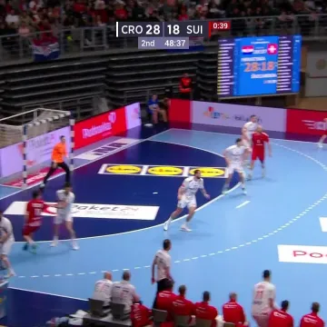 Prvo ime &Scaron;vicarske pogađa sa parkinga: Manuel Zhander smanjuje zaostatak!