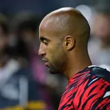 Horor u Brazilu: Biv&scaron;i igrač PSG-a i Tottenhama iznesen s terena nakon stravičnog sudara