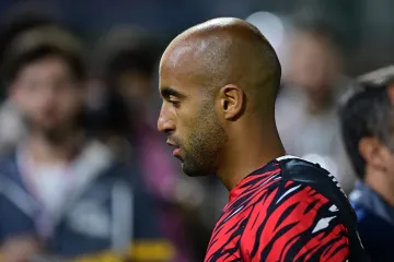 Horor u Brazilu: Biv&scaron;i igrač PSG-a i Tottenhama iznesen s terena nakon stravičnog sudara