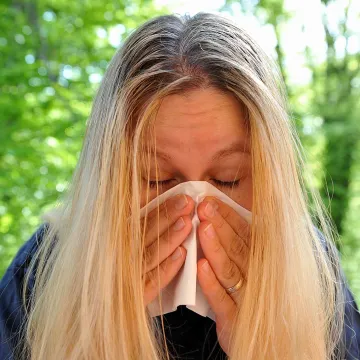 Prilikom kihanja je iz sebe izbacivala žive crve! Slučaj zaprepastio i zabrinuo znanstvenike