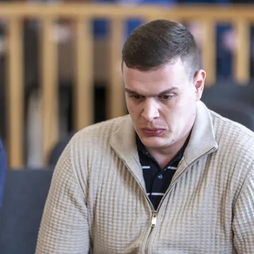 Biv&scaron;i policajac koji je ubio Mihaelu u lisicama stigao na sud: 'Smatram se krivim, ali...'