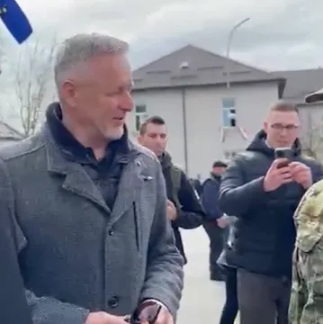 Pogledajte trenutak kad Anu&scaron;ić postavlja pitanje Thompsonu: 'Diva, dođi...'