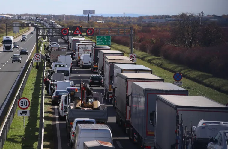 Zagrebačka žila kucavica puca po &scaron;avovima! &Scaron;evrović ima rje&scaron;enje: 'Broj nesreća bi pao za 95%'