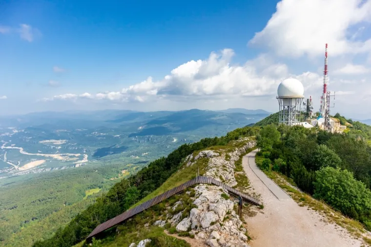 Savr&scaron;ena obiteljska avantura te zove! Najljep&scaron;i pogled na samo korak do mora