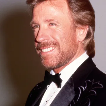 Životni put legendarnog Chucka Norrisa: Od siroma&scaron;nog dječaka do zvijezde akcijskog filma