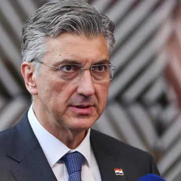 Plenković najavio mjere, a &scaron;to bi vi da ste mjestu premijera? Drago: 'Otpustio bih 100 tisuća uhljeba'