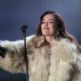 Severina uskočila na trend i objavila slike iz mladosti: 'Mama, kakva si bila u 90-ima?'