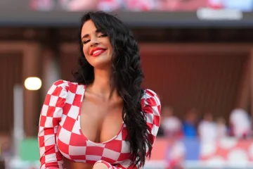 Na&scaron;a najvatrenija navijačica zapalila atmosferu: Svima u oko zapeo jedan detalj