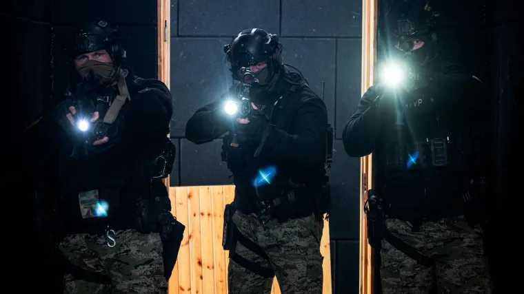 Ne, ovo nije igrica! Ovako se to radi u stvarnom životu: Pogledajte vježbu vojne policije i specijalaca
