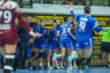 Lokomotiva u nemogućim uvjetima radi čuda: 'Ne kukamo nego se borimo, iako smo podstanari'