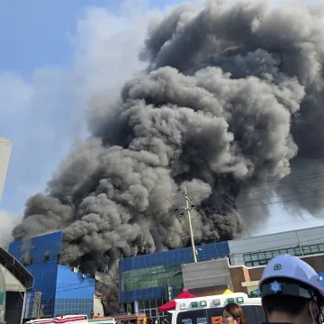 Strava u tvornici autodijelova! Za vrijeme ručka izbio smrtonosni požar: Poginulo 14 ljudi, jo&scaron; 60 ozlijeđeno