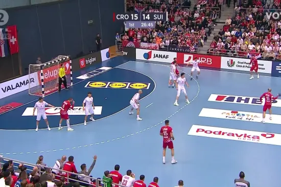 Osječani zapjevali najpopularniju hrvatsku navijačku pjesmu