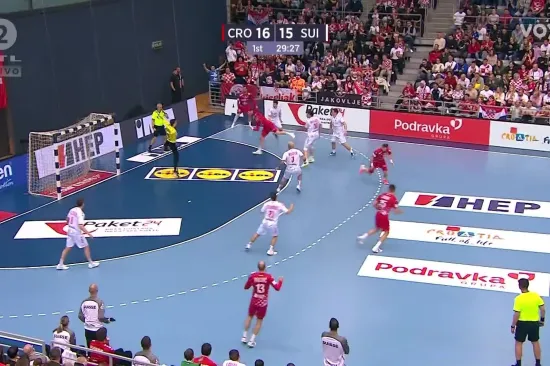 Nismo na pravoj razini, ali kapetan ne prestaje zabijati! Pogledajte gol u njegovom stilu...