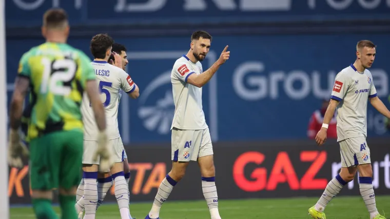 Petarda na Maksimiru i dominacija u zagrebačkom derbiju! Beljo melje kao na traci, zabio i Stojković