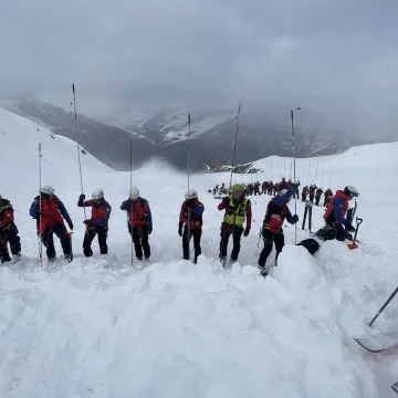 Nova tragedija u Italiji: Lavina pokosila desetak skija&scaron;a, poginulo najmanje dvoje