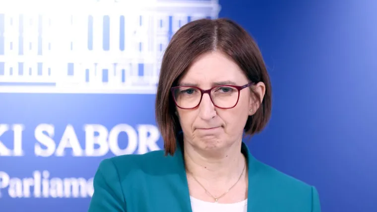 Marijana Puljak udarila tuđi auto na parkingu pa oti&scaron;la: Svjedoci sve prijavili policiji