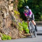 Talijanska biciklistica udarila je u ogradu, a potom pala glavom nekoliko metara niže