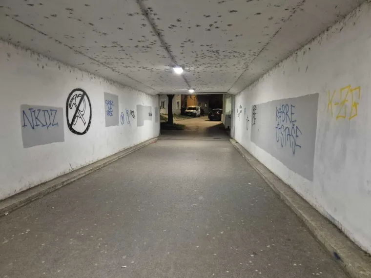 Osvanuli novi grafiti s pozivom na ubojstvo Pupovca: 'Do&scaron;li smo od 'Ustani bane' do 'Ustani Ante'