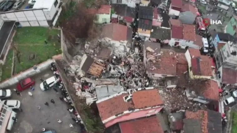 Uru&scaron;ile se dvije stambene zgrade: Ljudi zarobljeni pod ru&scaron;evinama, poznat i uzrok tragedije