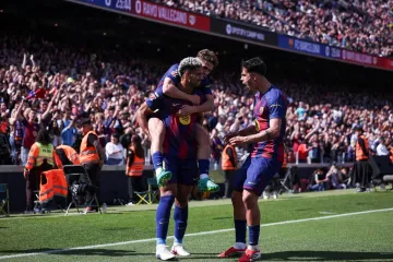 Barcelona te&scaron;kom mukom do tri boda čeka ishod madridskog derbija