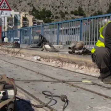 Obnavlja se stari omi&scaron;ki most, mje&scaron;tane brine sezona: 'To bi bila jo&scaron; dodatna gužva'