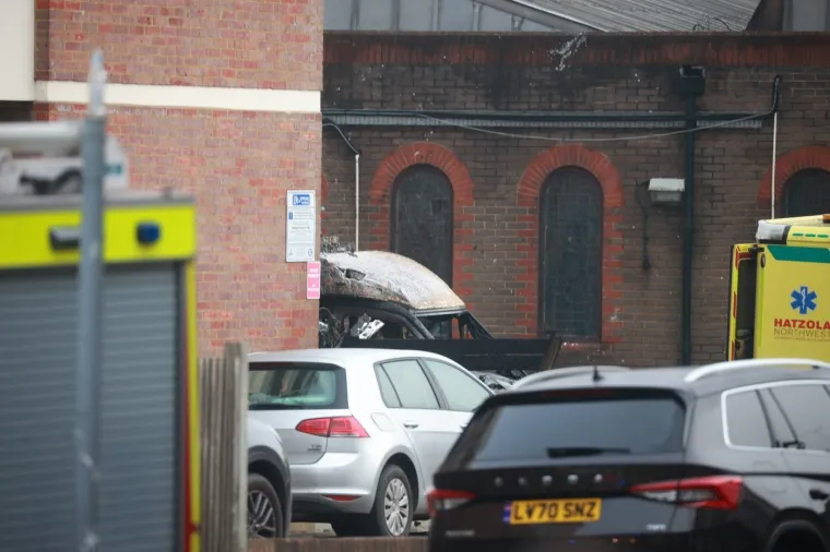 Izraelski ministar poziva na 'novu granicu' s Libanonom; Prvi napad na američku bazu iz Iraka