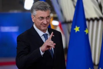 Građani će danas saznati novi paket pomoći! Vlada od jutra predstavlja detalje: Koliko ćemo plaćati gorivo?