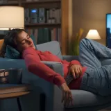 Specijalist za poremećaje spavanja: Puno ljudi ima isti problem. Evo za&scaron;to zaspu pred TV-om