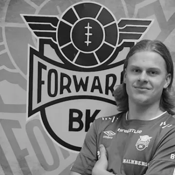 20-godi&scaron;nji nogometa&scaron; ubijen na ulici potpuno slučajno