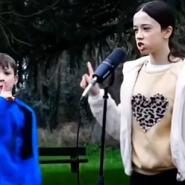 Savr&scaron;eni duo s neobičnim menadžerom na čelu