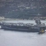 Moćni američki nosač aviona doplovio na Kretu: Prisilno je zaustavljen u bazi