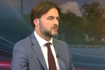 Ćorić: 'Imamo jo&scaron; alata za cijenu goriva, ali nitko ne može jamčiti da neće prijeći dva eura'