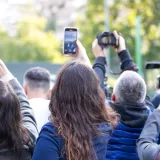 Zrače li ili ne? Evo &scaron;to mobiteli stvarno rade va&scaron;em tijelu &ndash; i tko je najvi&scaron;e ugrožen