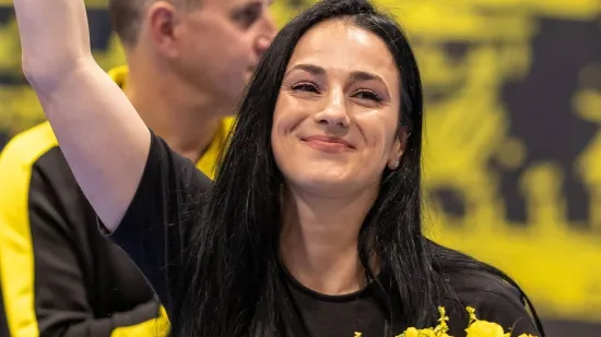 Sara dobiva svakakve udvaračke poruke od poznatih osoba: Otkrila kako reagiraju kad ih sretne vani