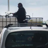 Ako bude stani-pani, on će bit' pun k'o tanker: Toči ne kanistere, nego spremnike...