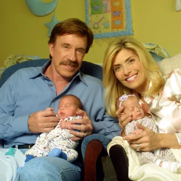 Tko je bio Chuck Norris u privatnom životu? Njegova kći otkrila nepoznatu stranu legende
